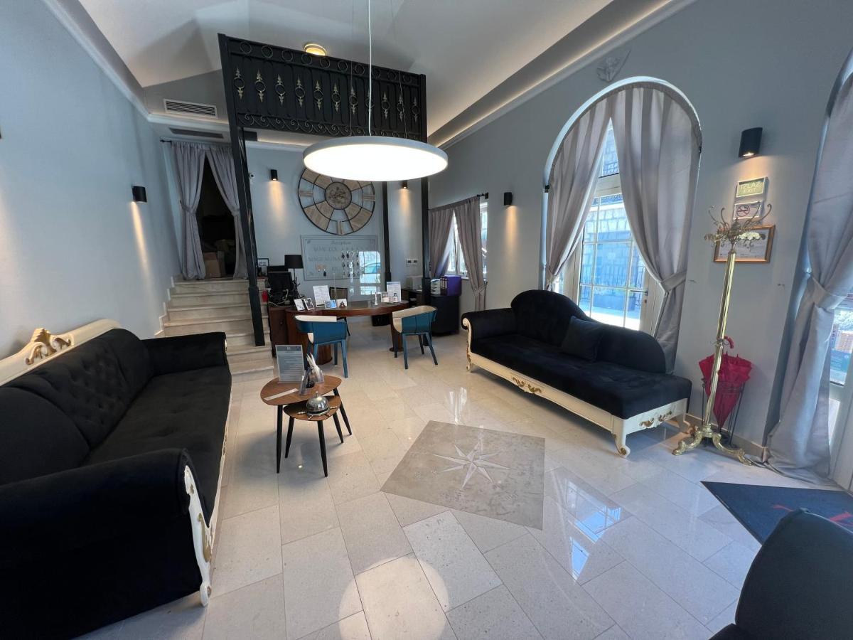 Villas Arbia - Margita Beach Hotel Banjol Eksteriør bilde