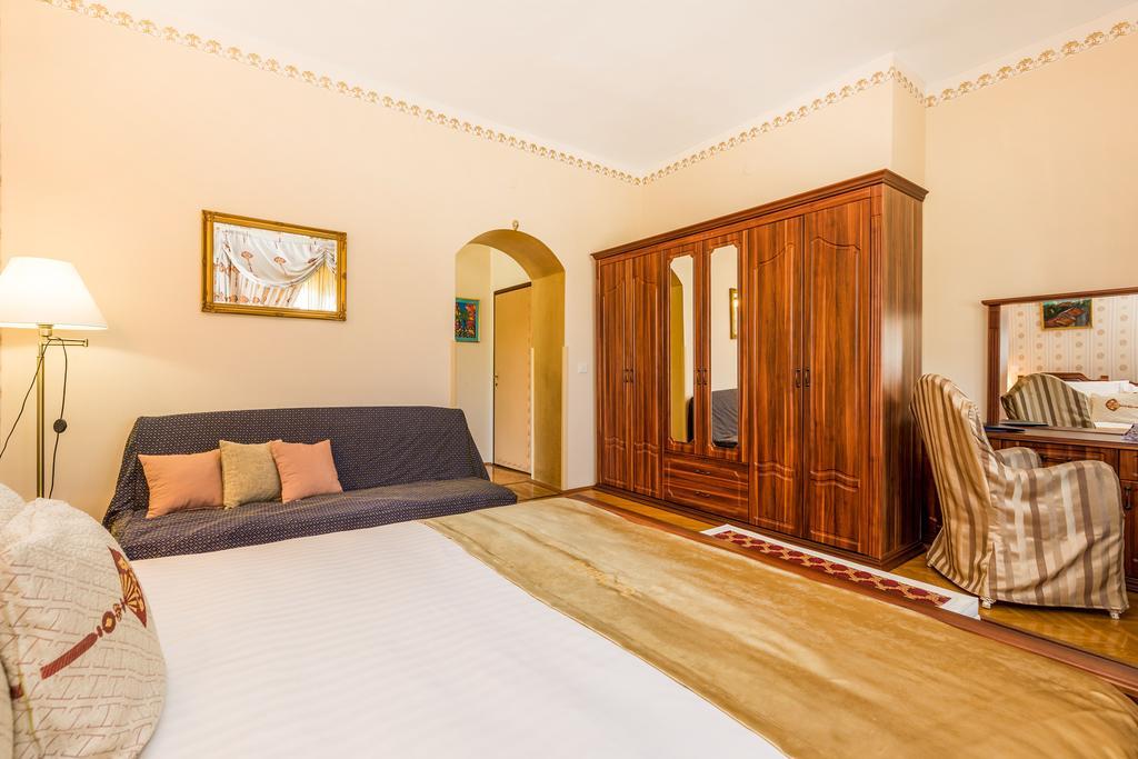 Villas Arbia - Margita Beach Hotel Banjol Eksteriør bilde