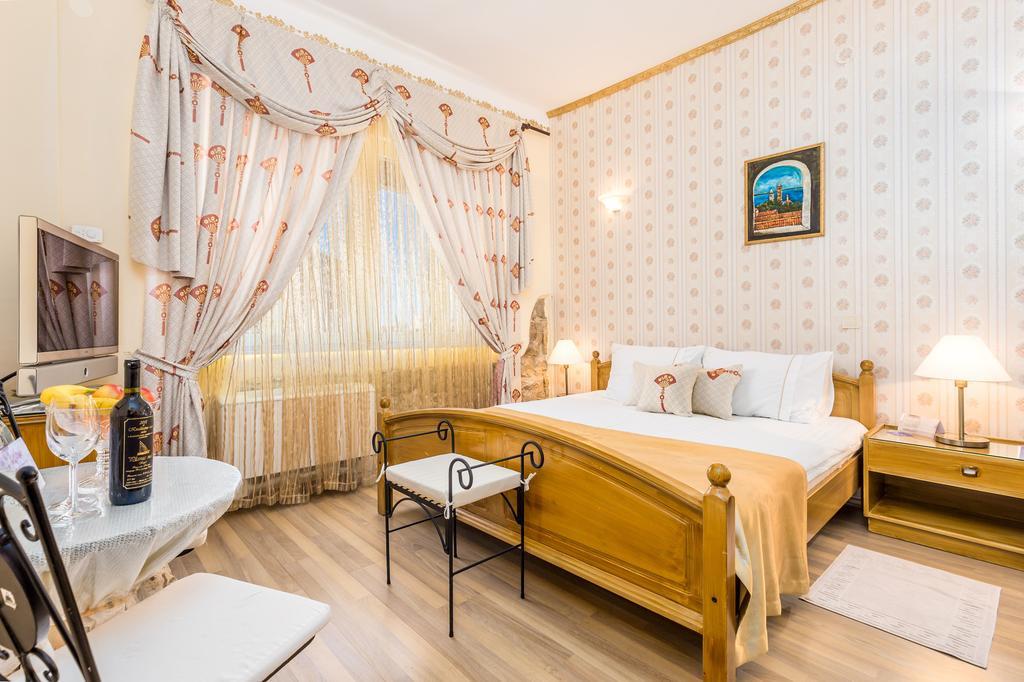 Villas Arbia - Margita Beach Hotel Banjol Eksteriør bilde