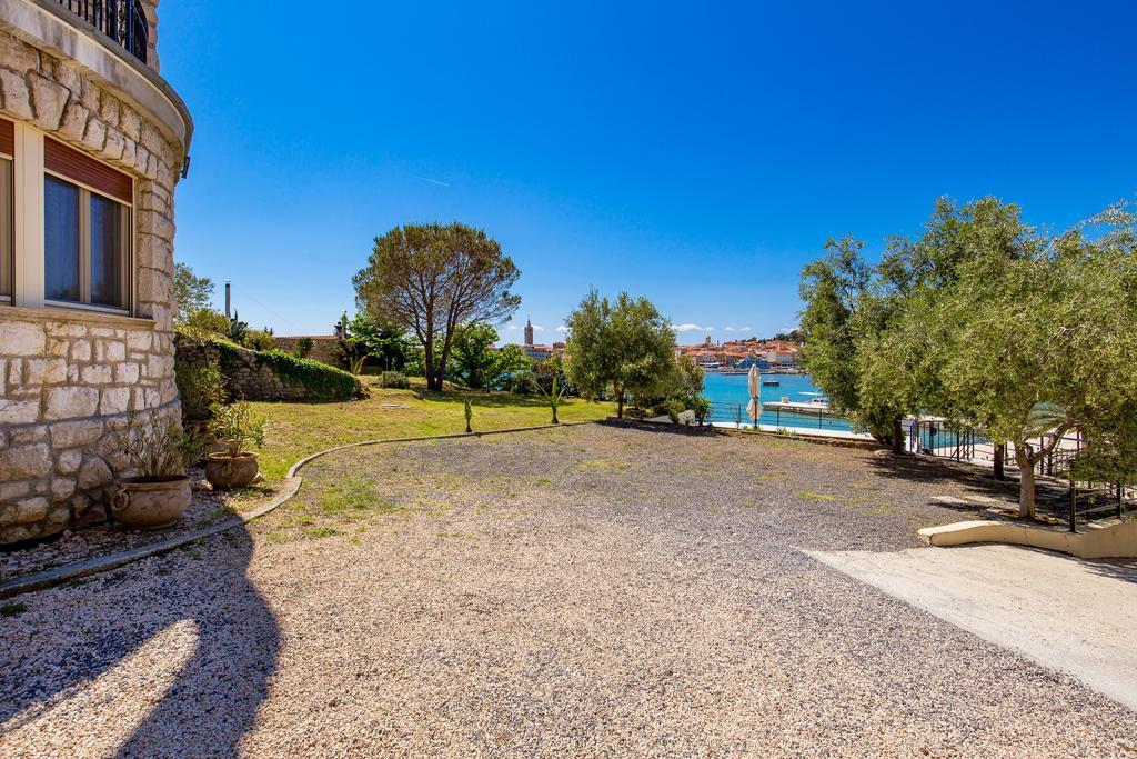 Villas Arbia - Margita Beach Hotel Banjol Eksteriør bilde